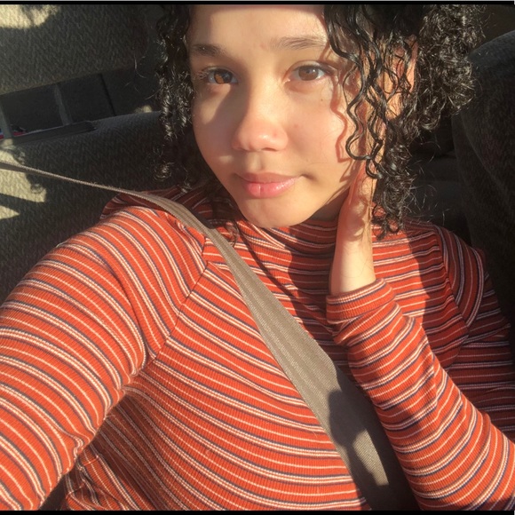 Meet your Posher, Alexandria - Picture 1 of 1